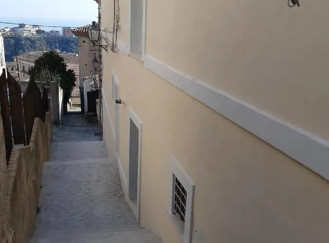 Salita Martucci Rossano